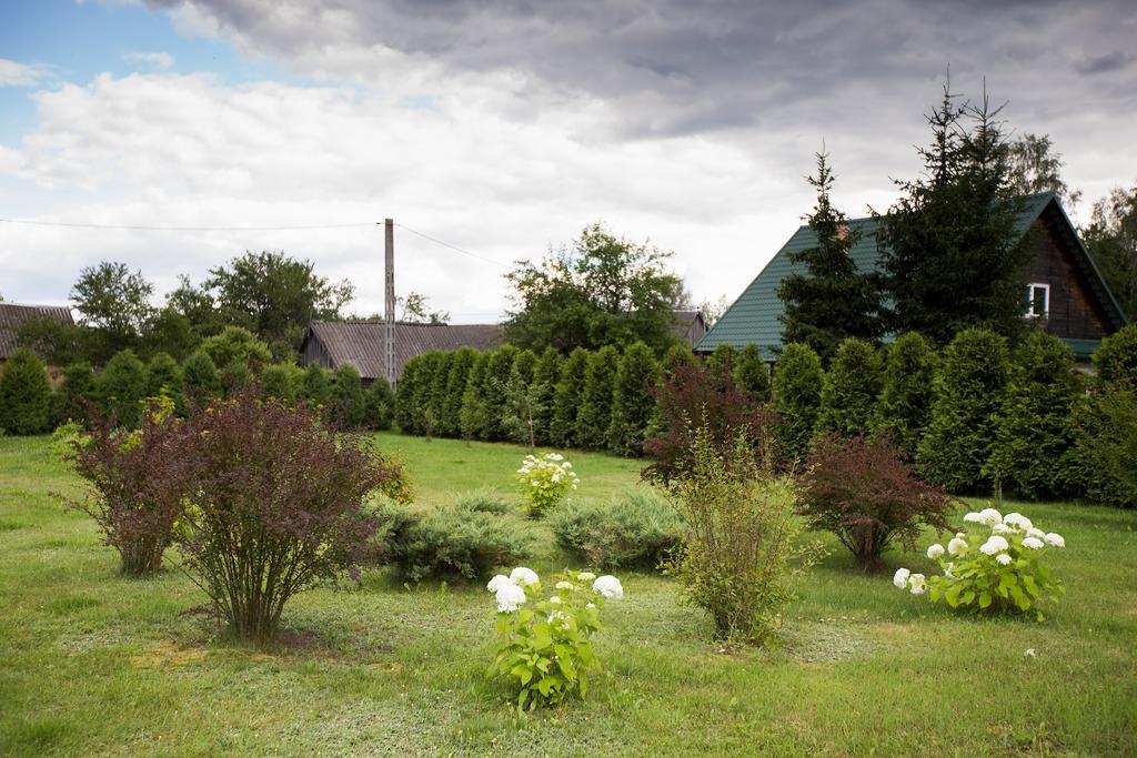 Pokoje Goscinne Na Skraju Puszczy Pogorzelce Exterior photo